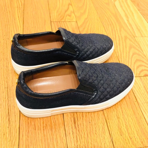 BCBGMAXAZRIA Slip on sneakers - Picture 2 of 8